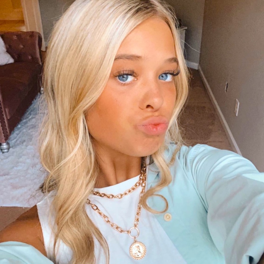 Meet your Posher, Presley